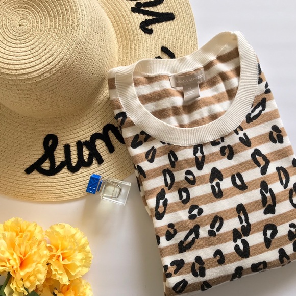 Banana Republic Sweaters - Banana Republic Striped Cheetah Sweater